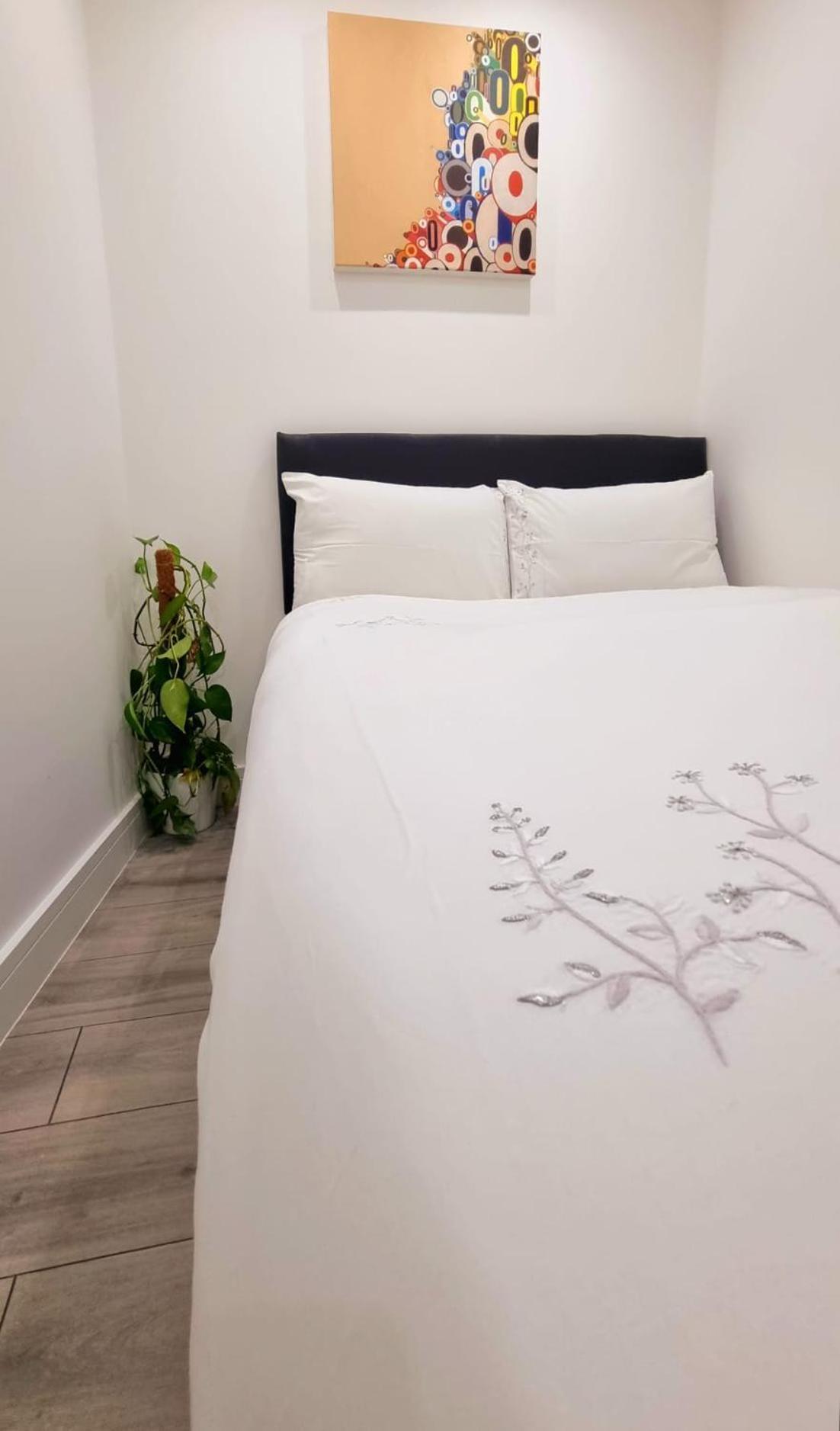 Brand New Flat Close To Turnpike Lane Tube Station London Eksteriør bilde