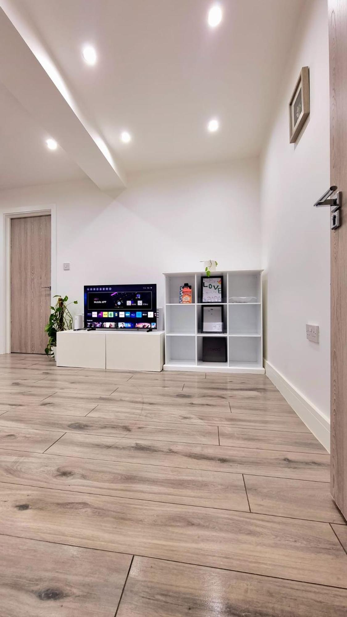 Brand New Flat Close To Turnpike Lane Tube Station London Eksteriør bilde